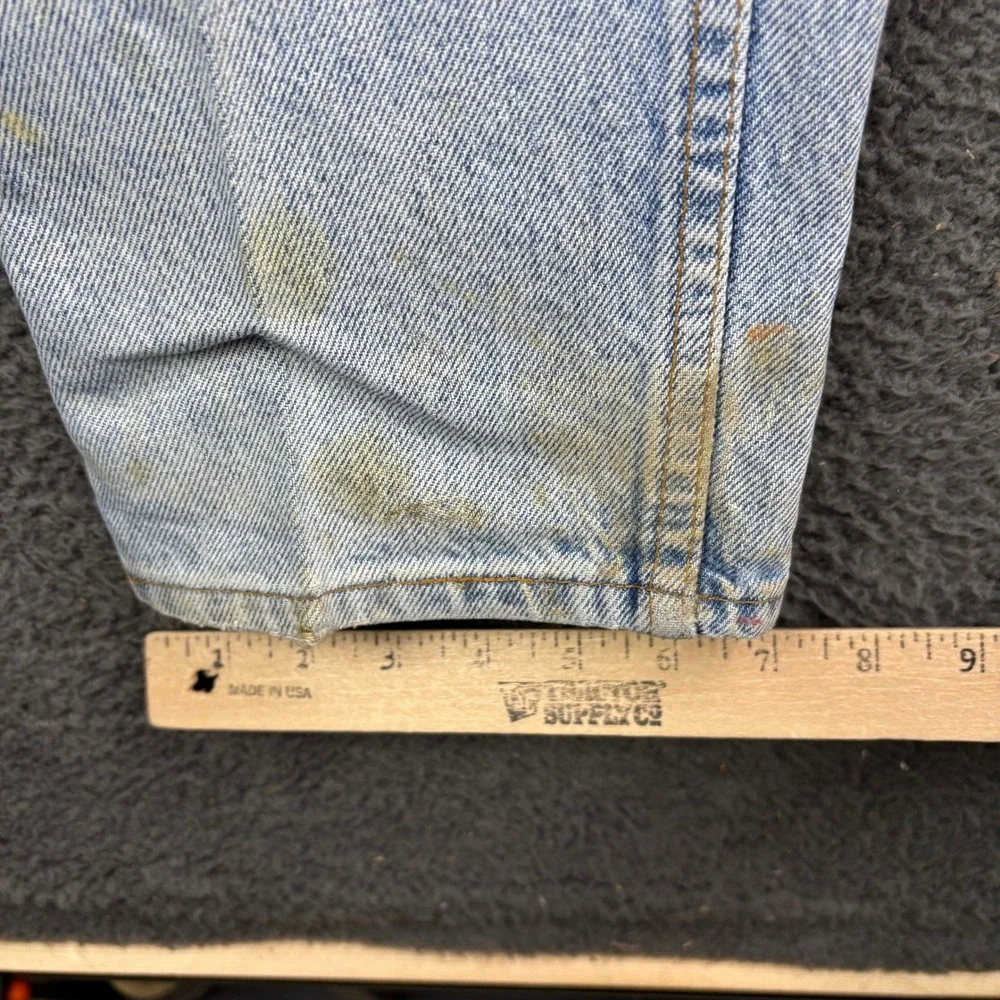 Vintage Levis 545 Jeans 32x32 Made in USA Distressed‎ Light Wash Tapered Denim